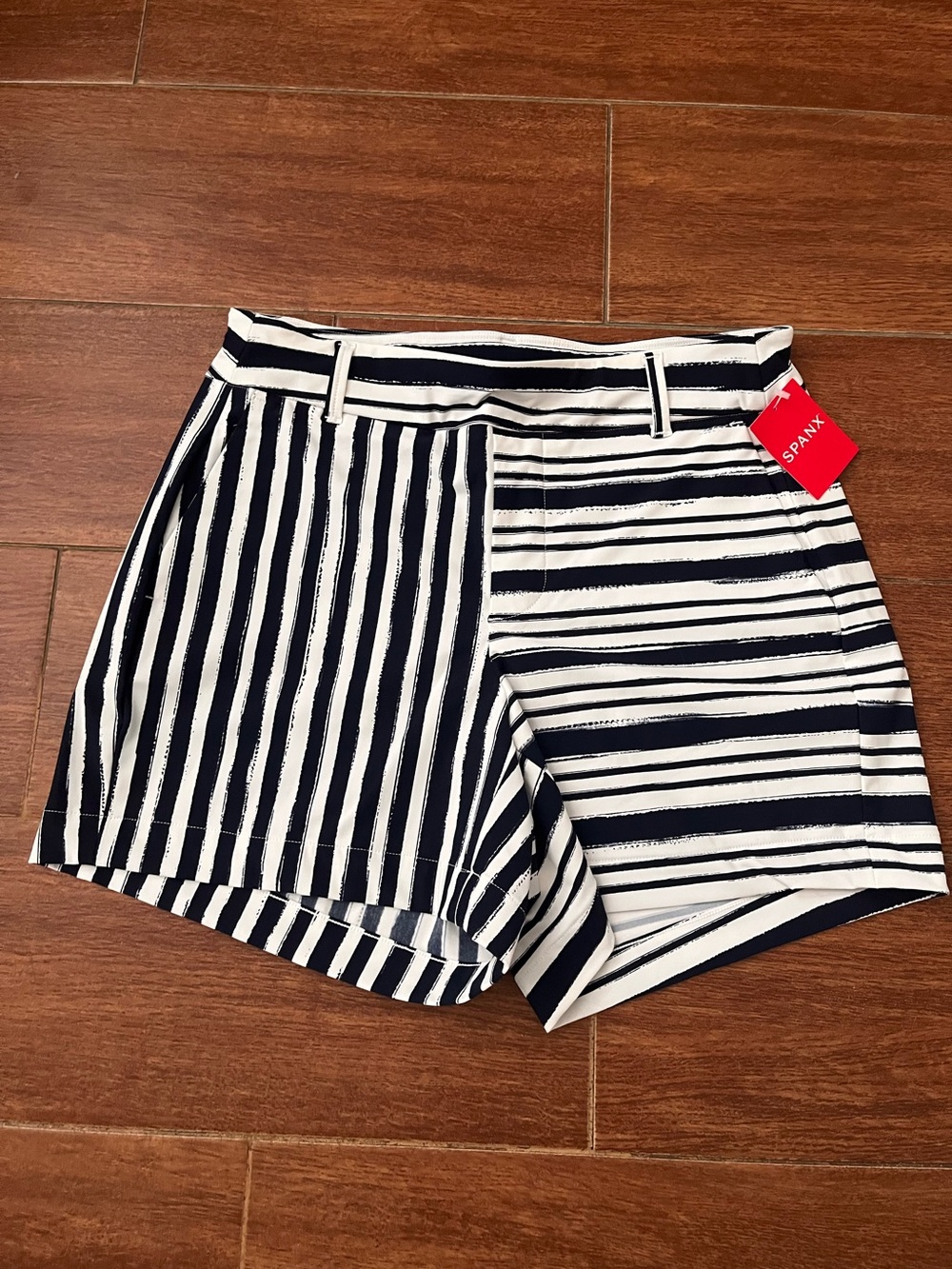 NWT Spanx Shorts Women XS Navy Blue Double Sailor Stripe Nylon Scuba Stretch $68